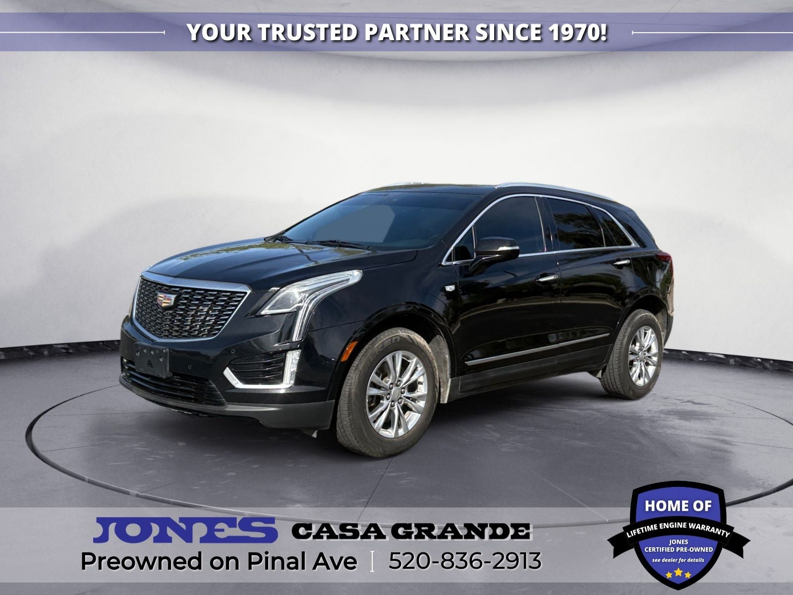 2020 Cadillac XT5 Premium Luxury in Stellar Black Metallic — front three-quarter view